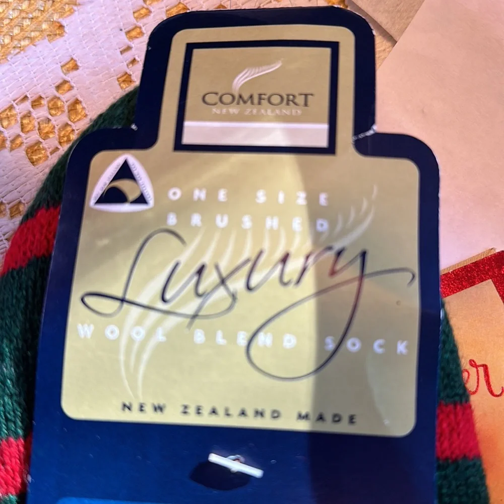 New Zealand Comfy  Unisex Socks NWT